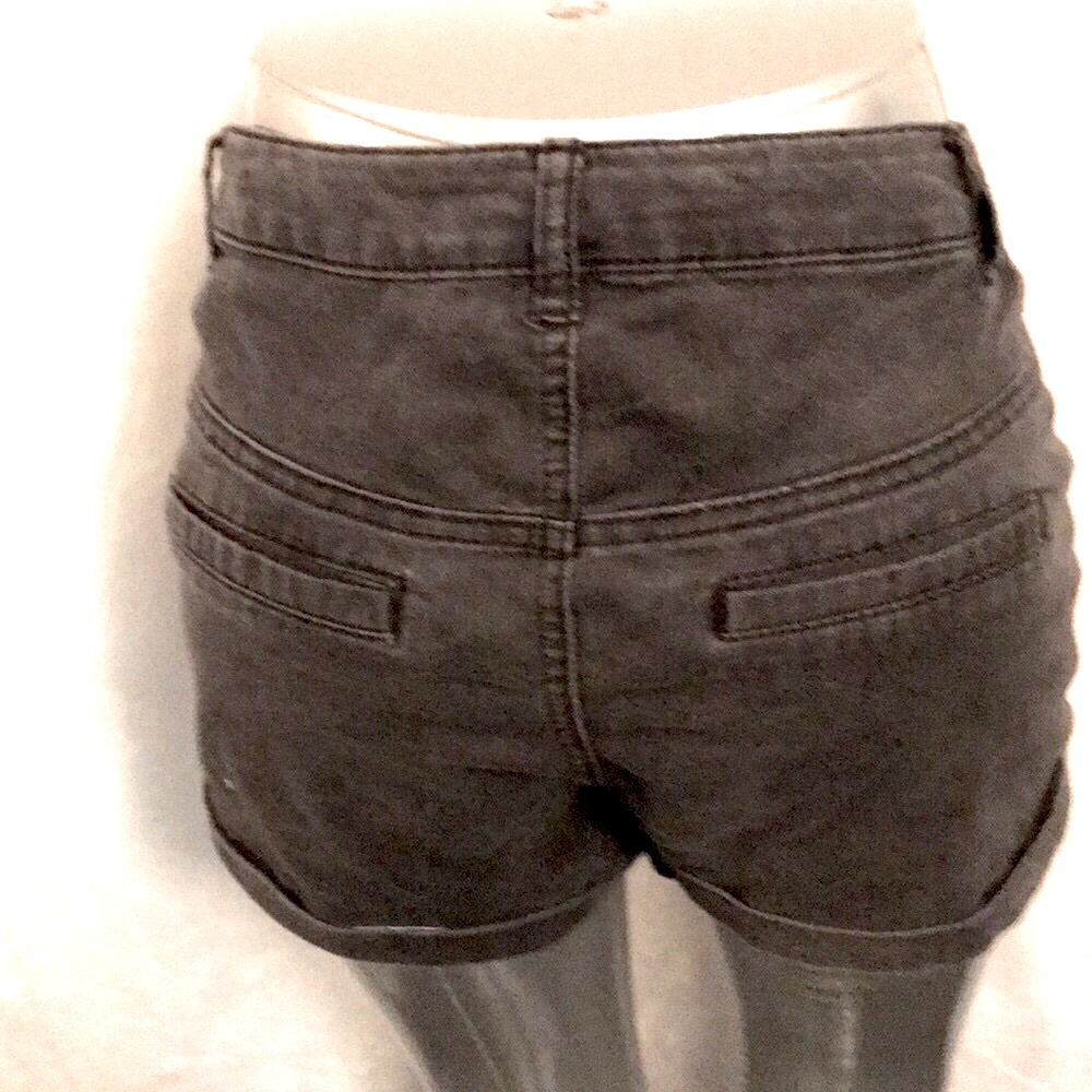 Women’s/Girl’s UPCYCLED HAND CRAFTED & CROCHETED RUE 21 Sz 7/8 Crochet Shorts - Picture 9 of 11